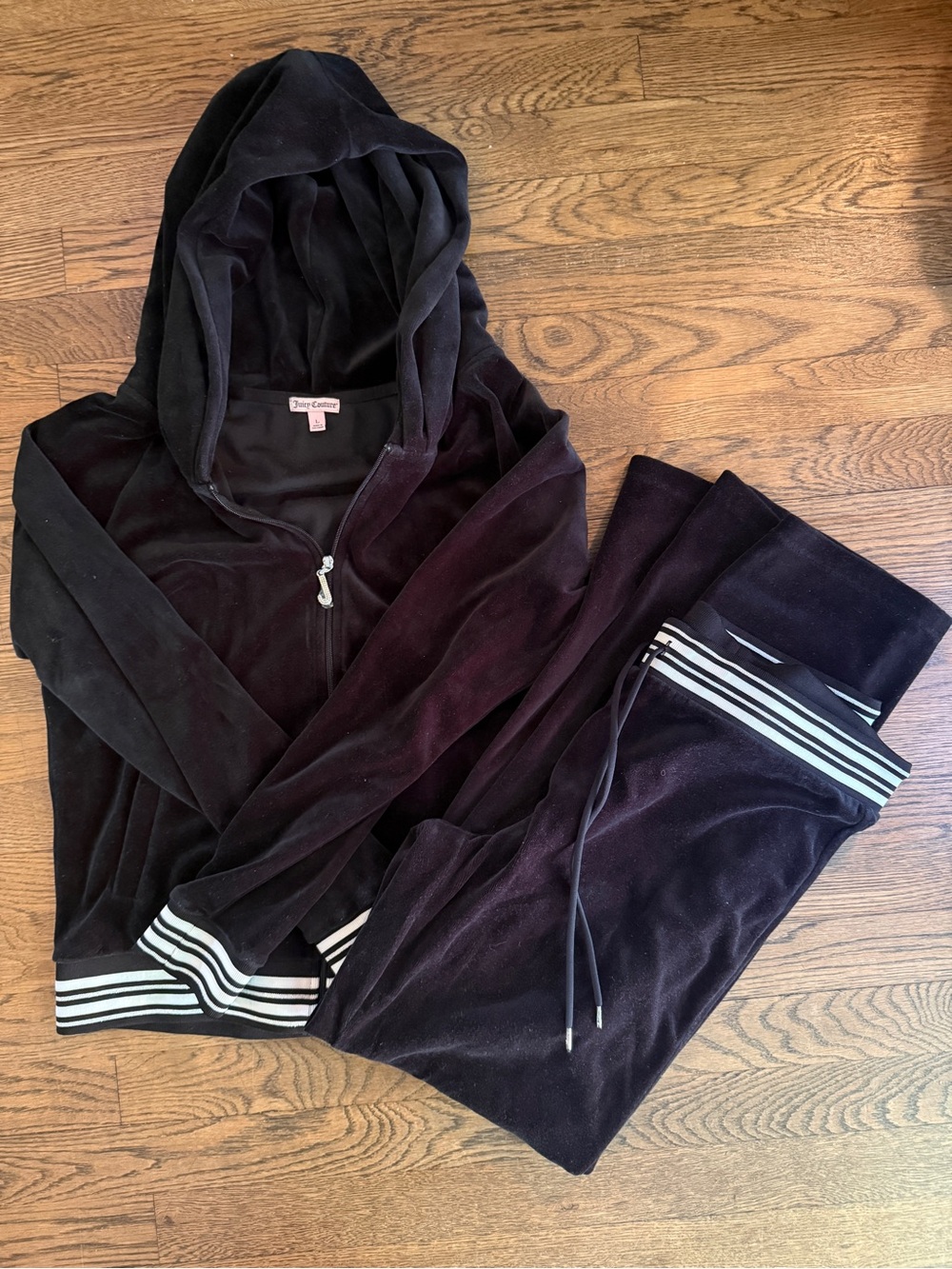 Juicy Couture Velour Tracksuit Set Zip Hoodie & Pants Black/White Size L